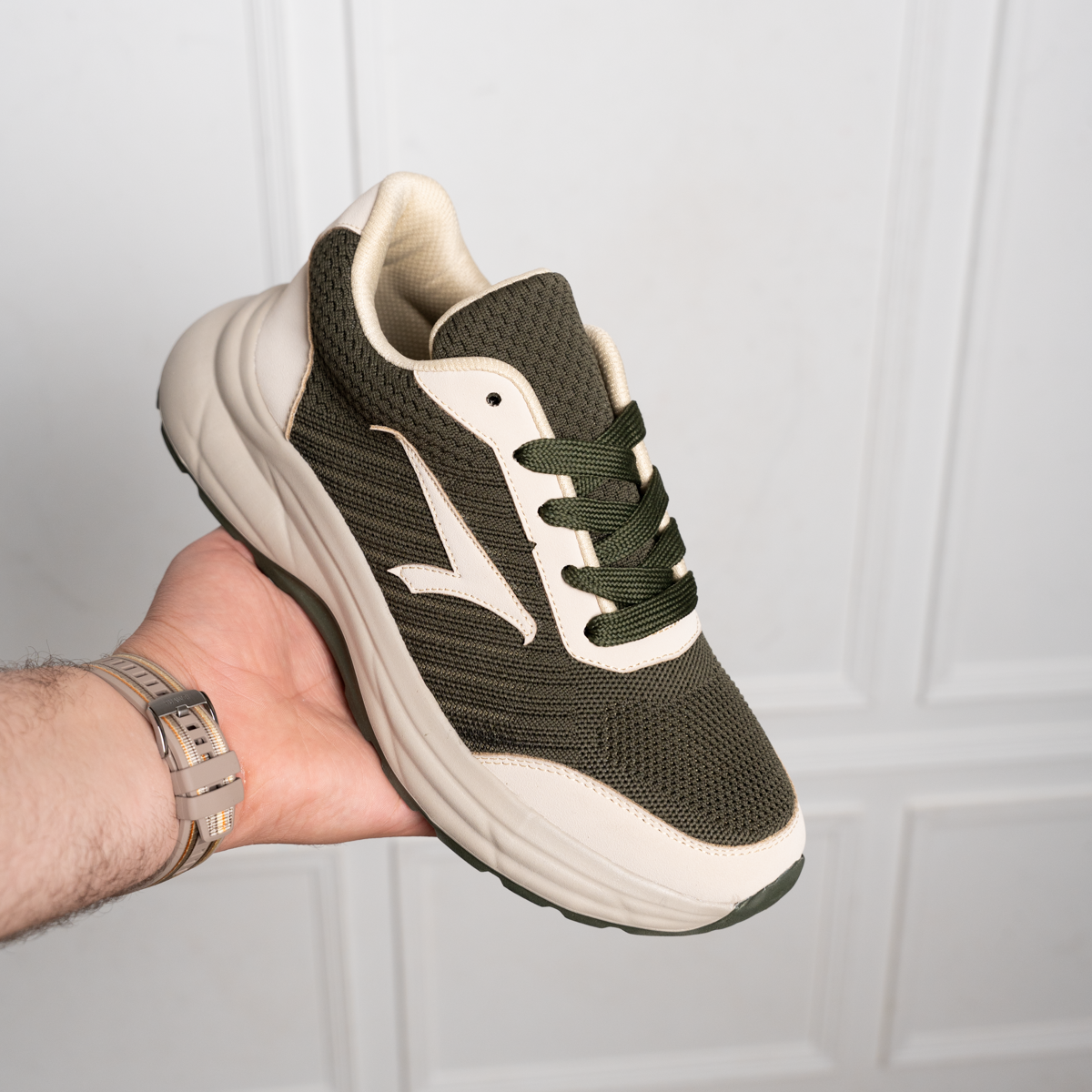 EVA V Sneakers LK7