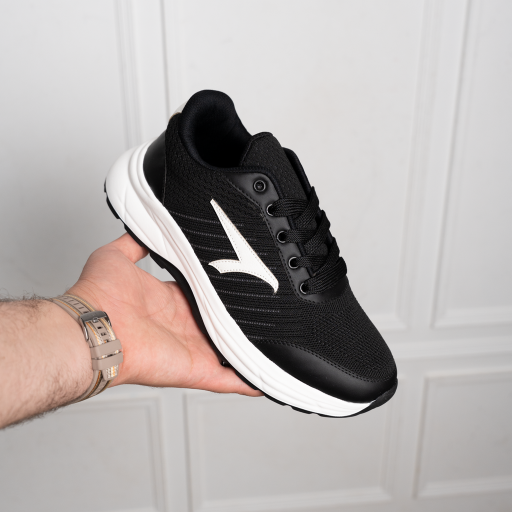 EVA V Sneakers LK7